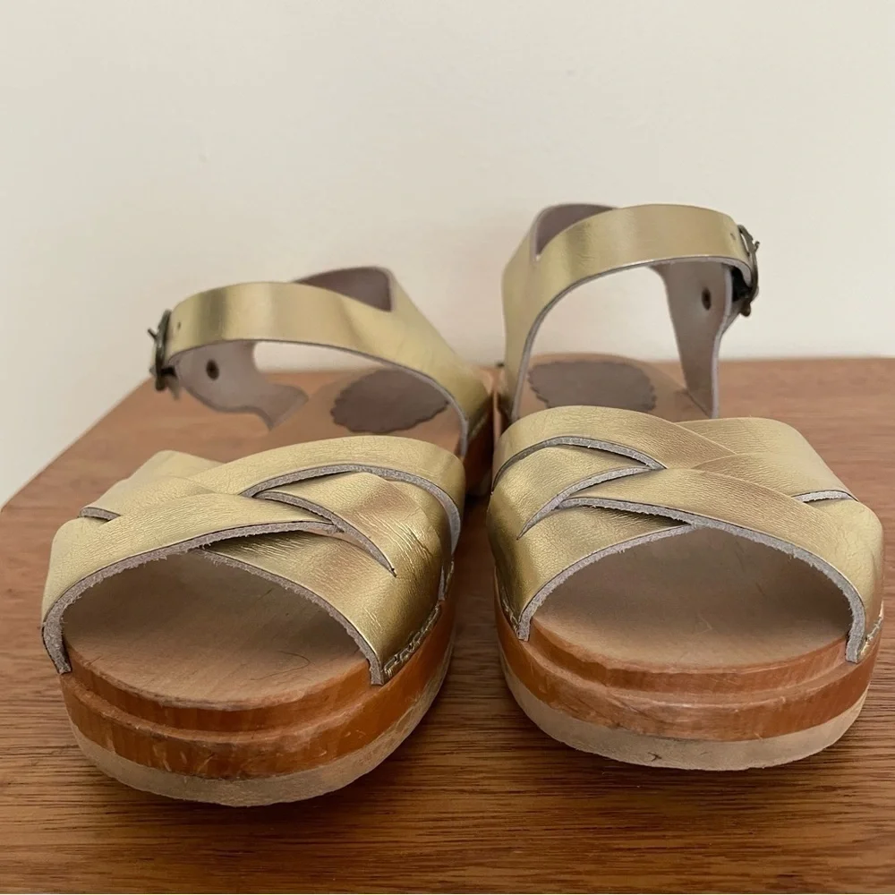 Hanna Andersson Gold Kids Sandals